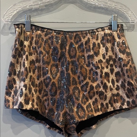 Fashion Nova Pants - Leopard Print Sequin Women's Shorts like new large pull-up